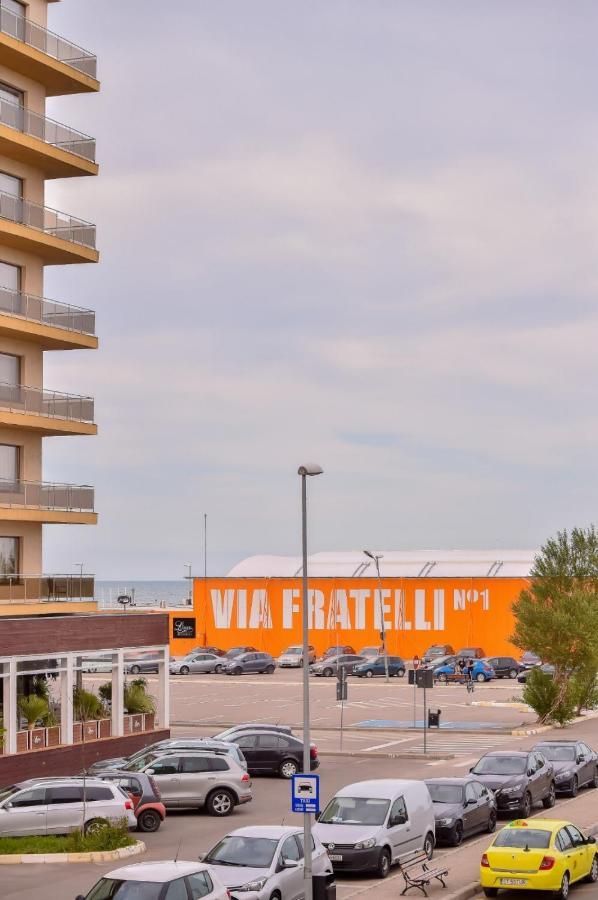 Summerland Relax Apartments Mamaia Luaran gambar