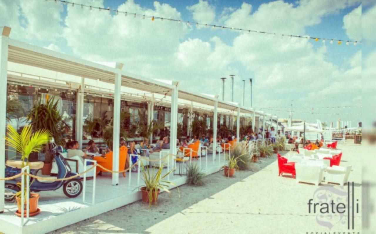 Summerland Relax Apartments Mamaia Luaran gambar