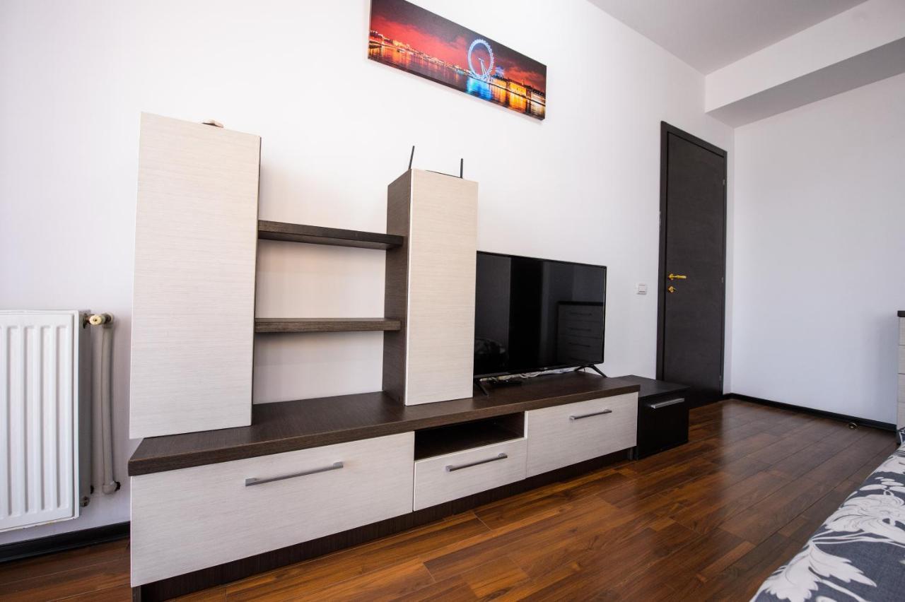 Summerland Relax Apartments Mamaia Luaran gambar