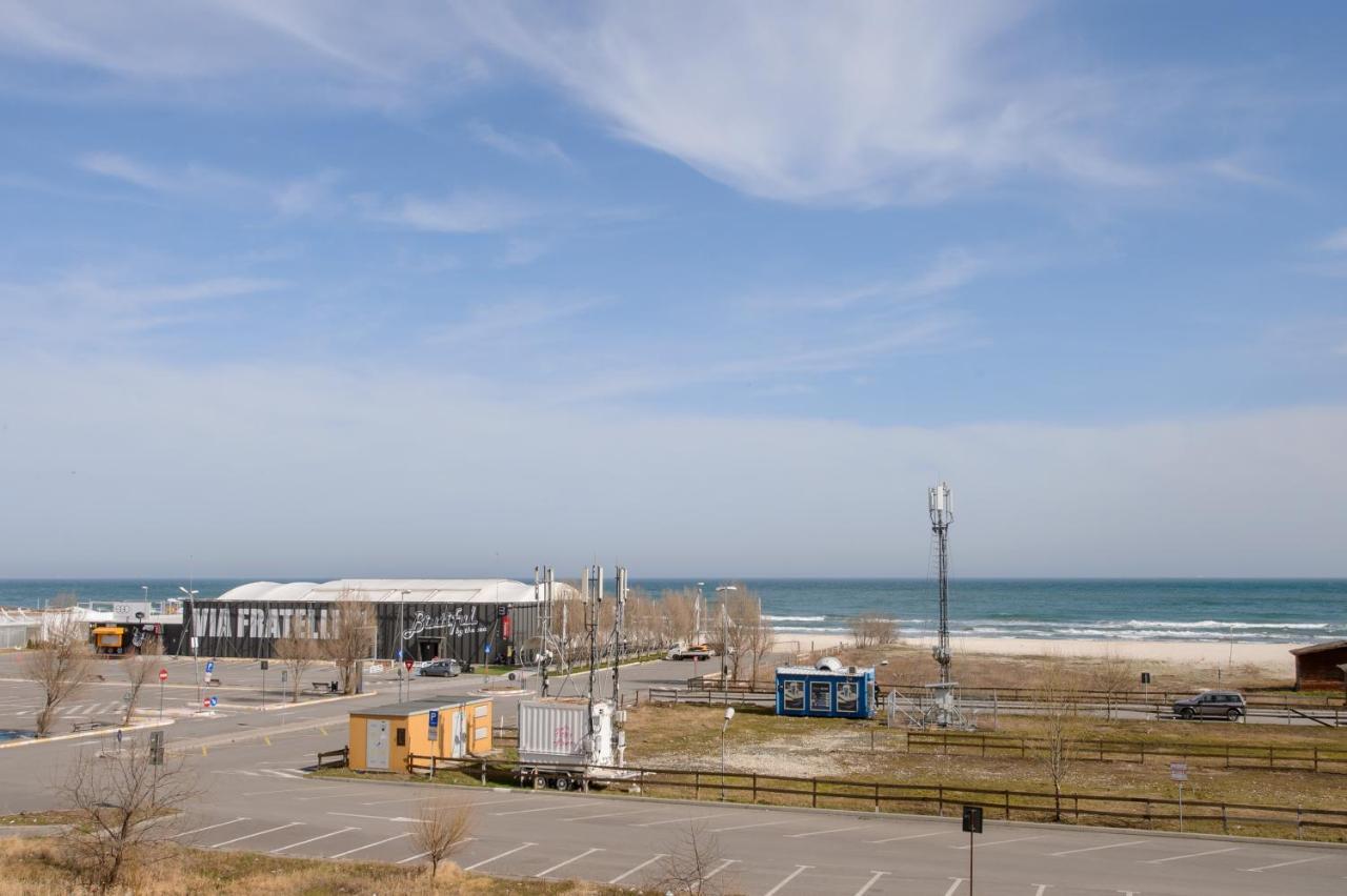 Summerland Relax Apartments Mamaia Luaran gambar